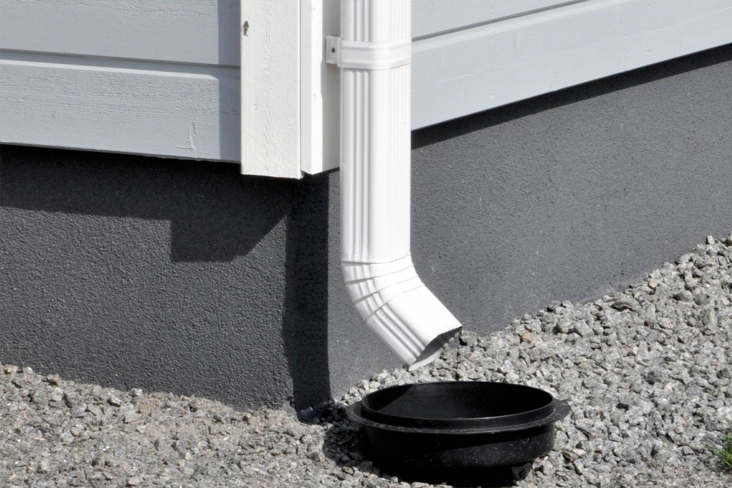 Kantikkaat syöksytorvet